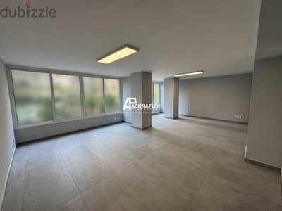 Office for Rent In Badaro - مكتب للإجار في بدارو