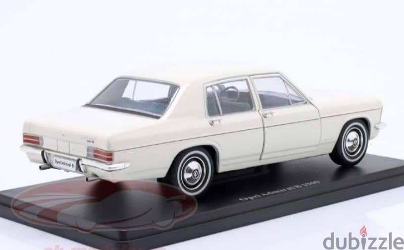 Opel Admiral B 1969 diecast car model 1:24 3