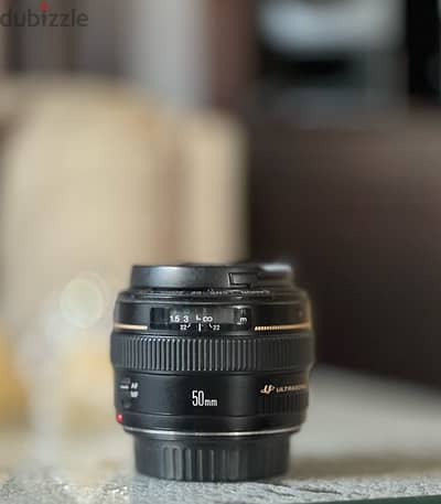 50 mm F 1.4 canon EF lens