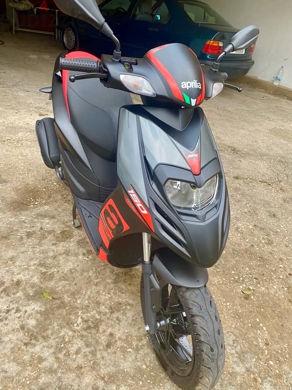 Aprilia SR150 2021 2