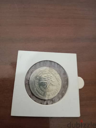 50 lira lebanese coin eror off center