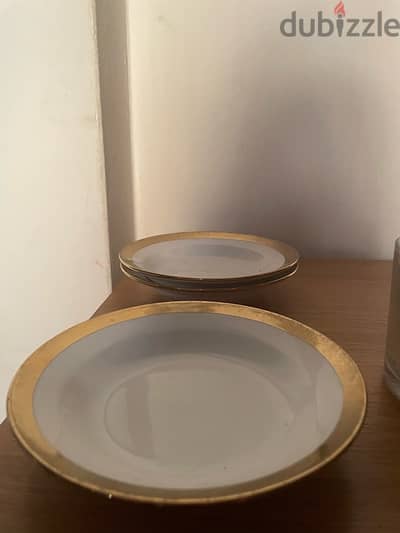 Gold plates size Medium 5 pcs