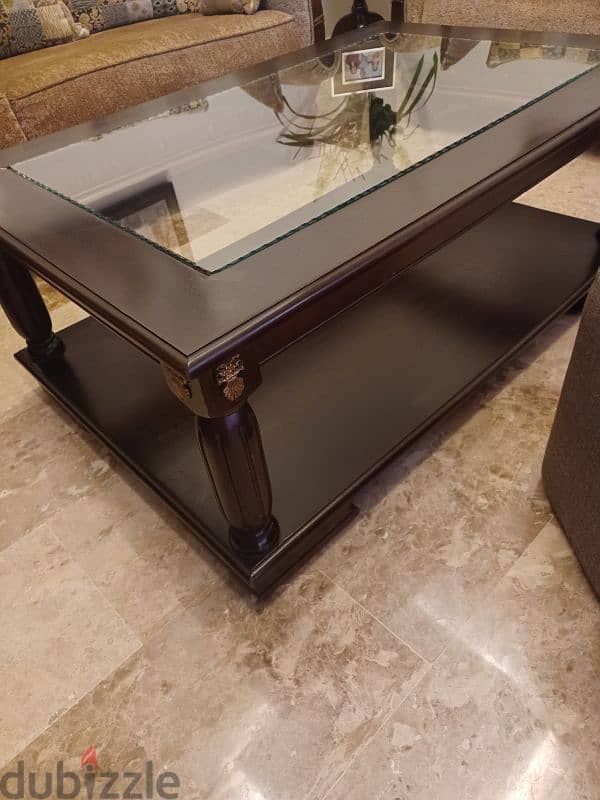 table  used like new 110× 75 cm 1