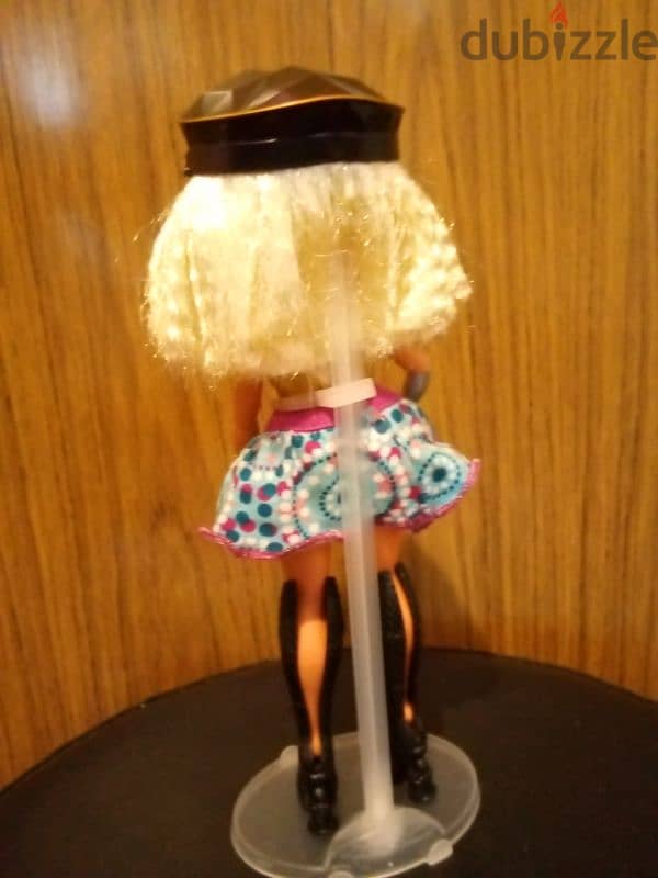 LOL REMIX ROCK SUPER SURPRISE OMG As new doll boots+her own Hat=30$ 1