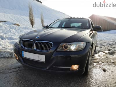 BMW 3-Series 2010 320i