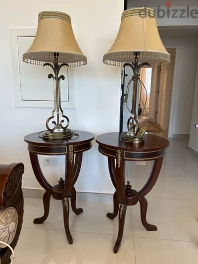 lamp and table for salon decoration