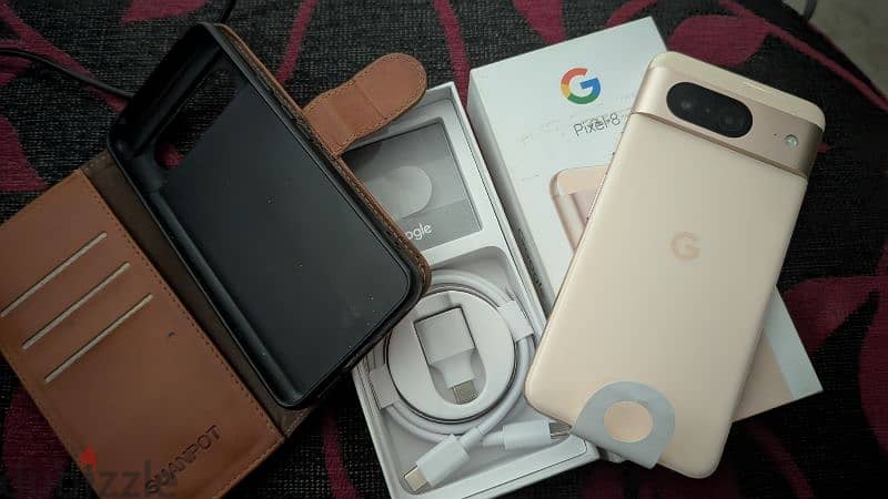 Google pixel 8 Gold 2