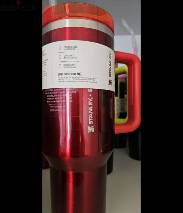 stanley Starbucks special edition red 1