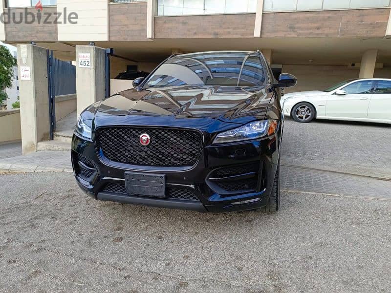 Jaguar F-Pace R sport V4 2018 0