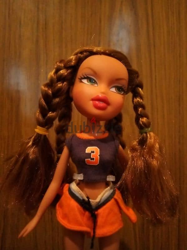 BRATZ PLAY SPORTZ -SLAMMIN SOCCER YASMIN Great MGA 1st edition doll=40 1