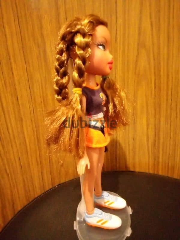 BRATZ PLAY SPORTZ -SLAMMIN SOCCER YASMIN Great MGA 1st edition doll=40 5