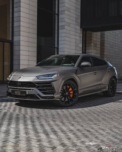 Lamborghini Urus 2022, Saad&Trad Services History, ONLY 6.000Km. MATTE