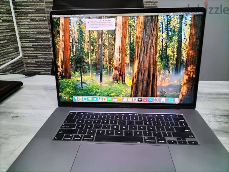 macbook pro 2019 2