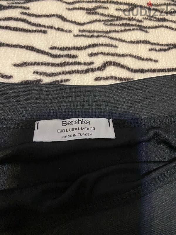 Bershka Black Long Skirt Size L fits M New Condition 2