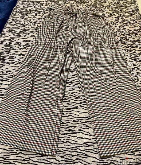 Zara Trendy Pants size M fits L New Condition 0