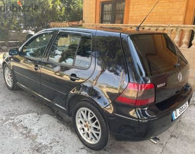 Golf 4 model 2001