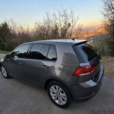 Volkswagen Golf 2017 1.2 tsi