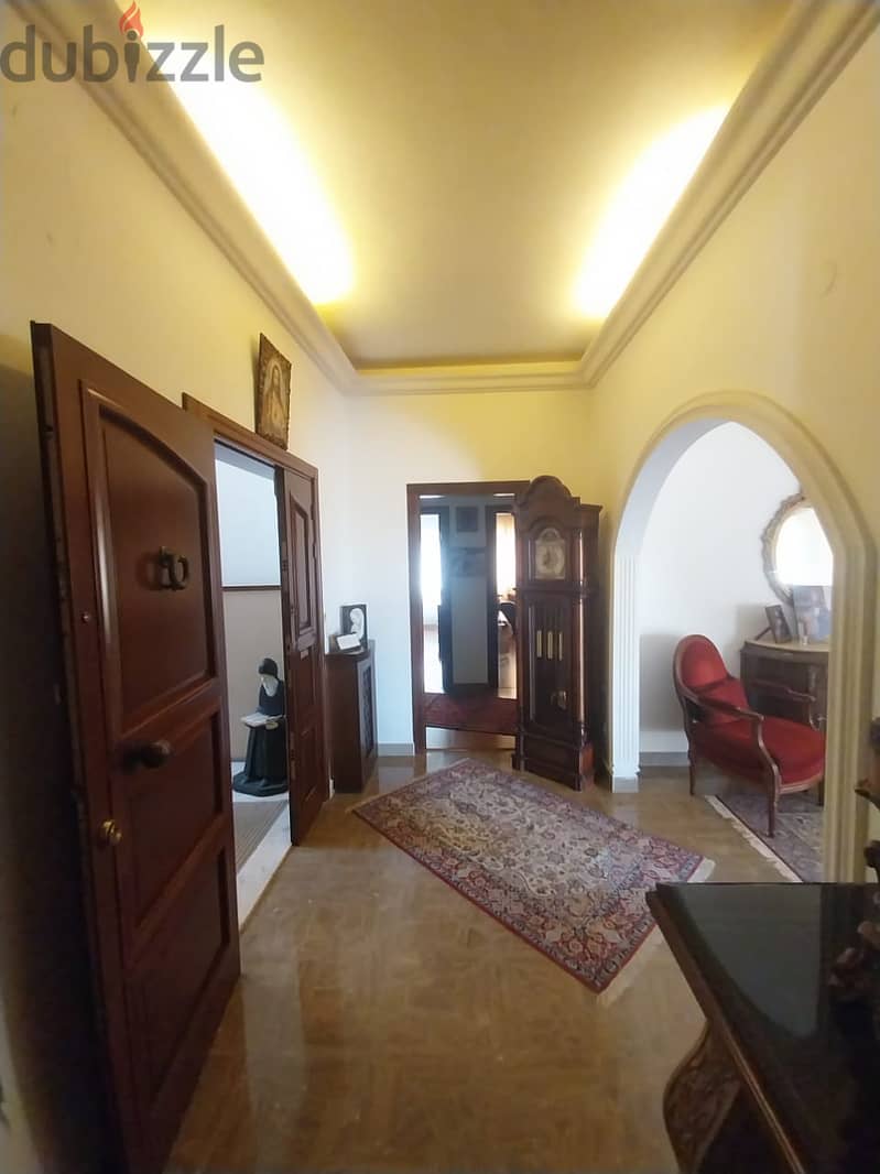 Furnished Deluxe Apartment in Haret Sakher 300 Sqm صق أخضر 0