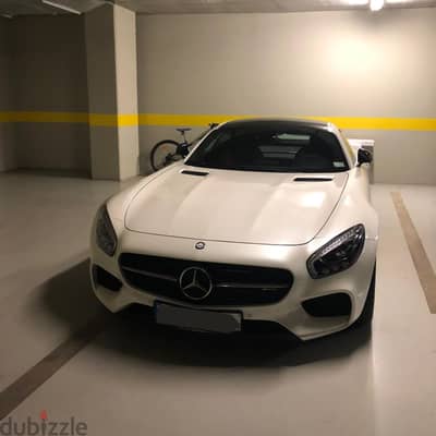 Mercedes-Benz GTS 2015 COMANY SOURCE with 21,000 KM ONLY !!!