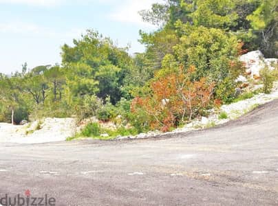 980m2 Land for sale in Qortata