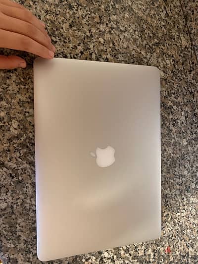 Laptop MAC used as new 200$