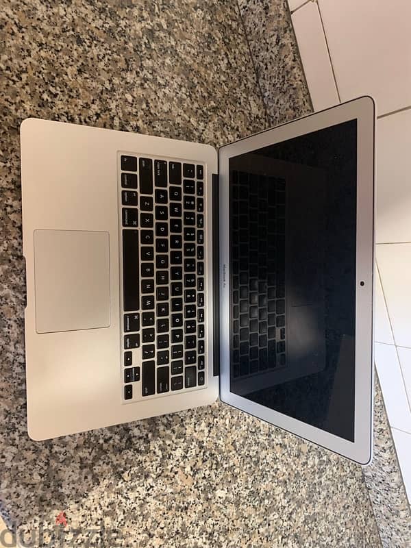 Laptop MAC used as new 200$ 2