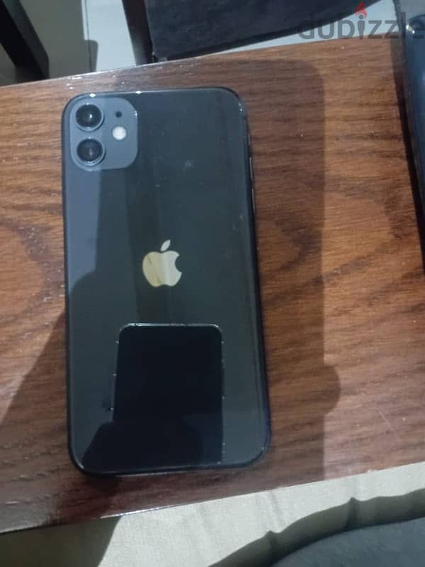 iphone 11 like new 0