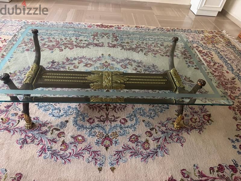 Salon Table طاولة صالون 1