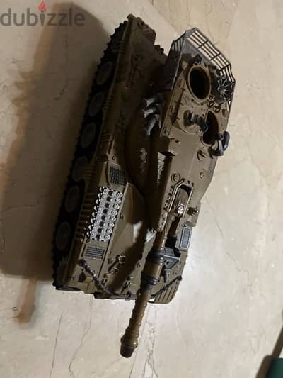 tank toy