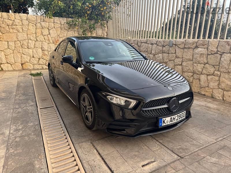 Mercedes-Benz A-Class A180 AMG sedan NP! 2020! 0