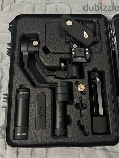 Zhiyun Crane Plus 3-Axis Gimbal Stabilizer – Excellent Condition