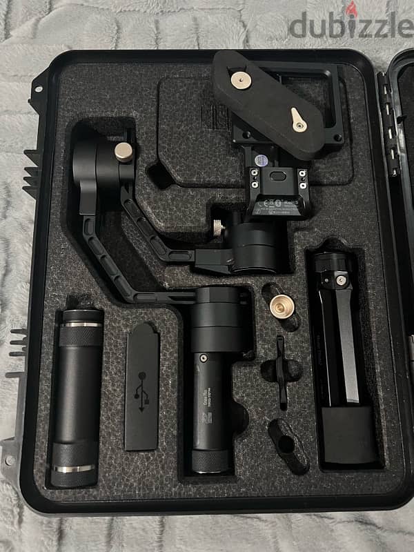 Zhiyun Crane Plus 3-Axis Gimbal Stabilizer – Excellent Condition 0