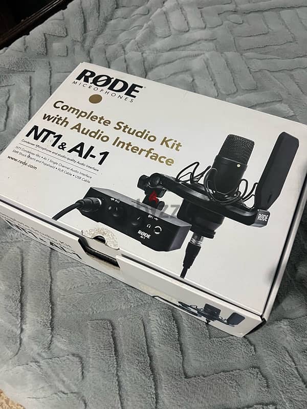 RODE NT1-A Complete Studio Kit + AI-1 Interface 3