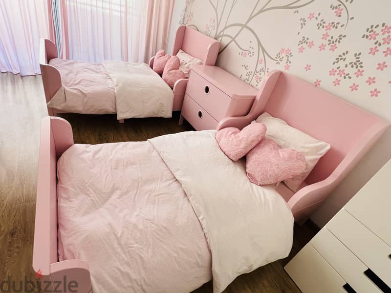 Girls bedroom 1