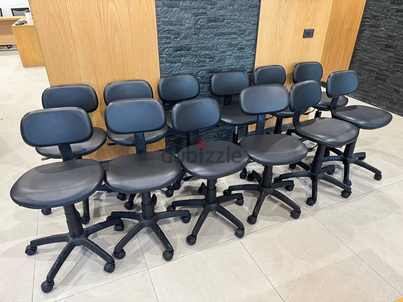 brand new offices and chairs 6