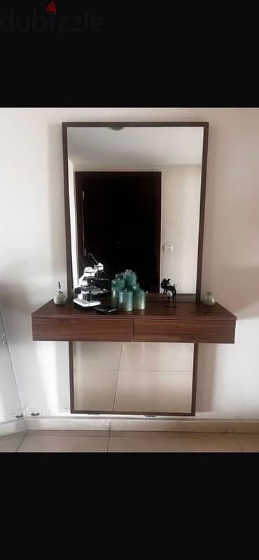 Mirror console