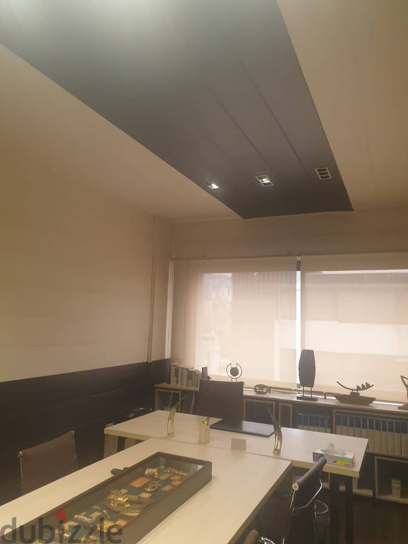 Furnished Office for Rent in Ant Elias - مكتب مفروش للإيجارفي أنطإلياس 0