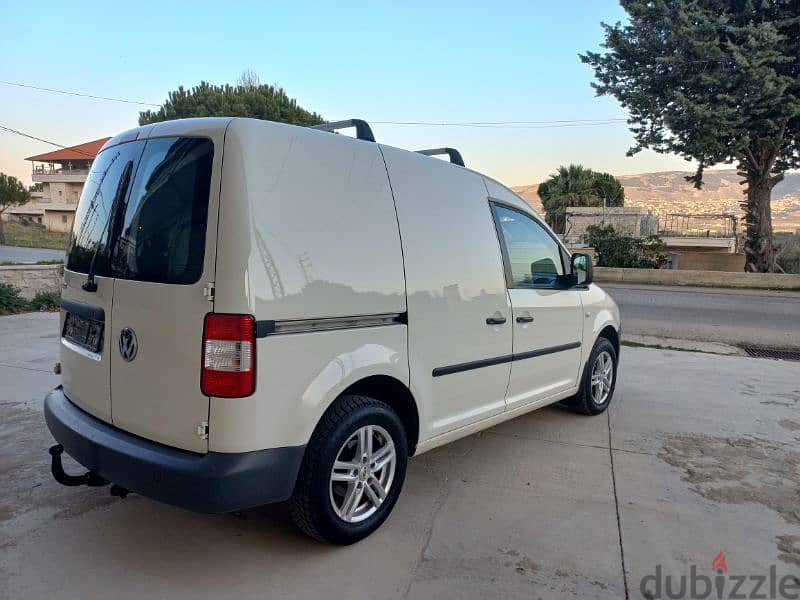 Volkswagen Caddy 2010 0