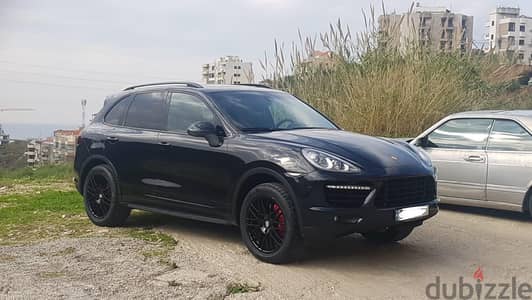 PORSCHE CAYENNE S 2011, TURBO LOOK - For more Info 03 166 055