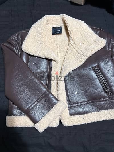 PULL&BEAR teddy jacket - Size M