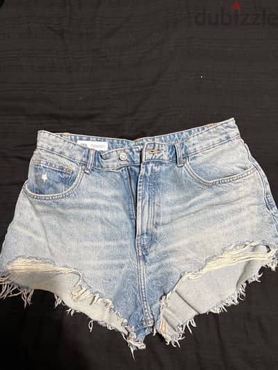 ZARA shorts - Size 42