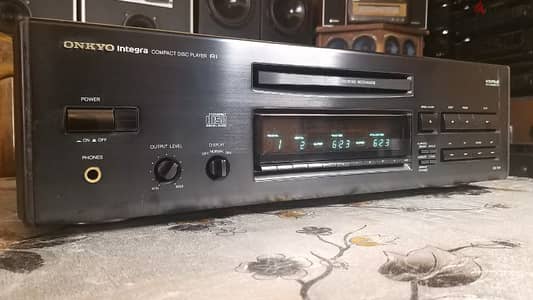 Onkyo Integra CD Player DX-706