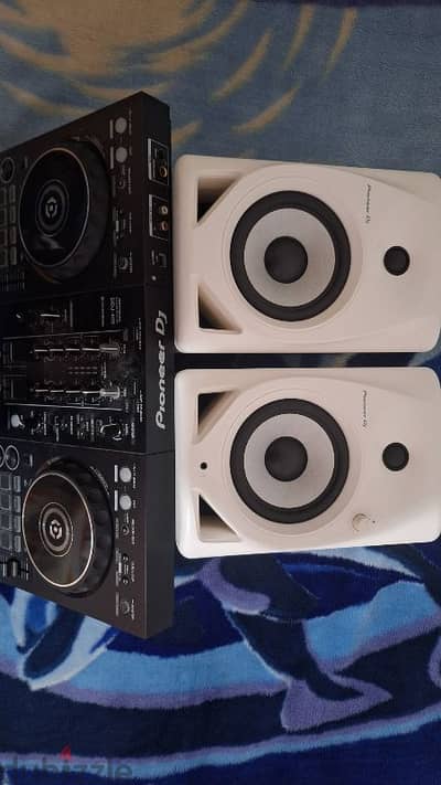 Pioneer ddj 400 + pioneer dm50 monitors