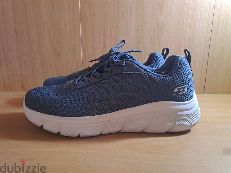 Skechers shoes, size 44 (10.5) 2