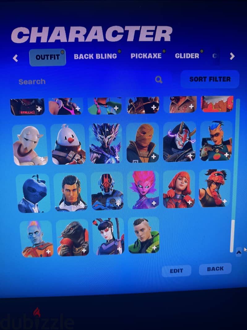 Fortnite account + 1700v-bucks 4