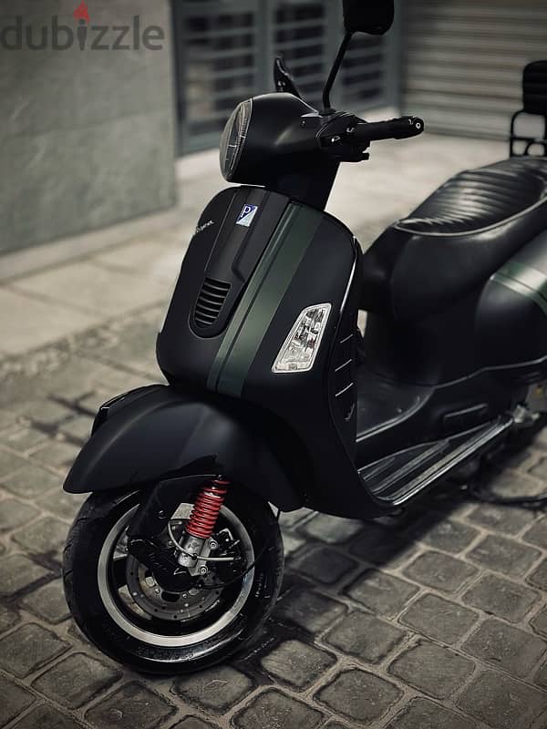 VESPA GTS 300 i. e. super 1