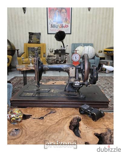 Vintage sewing machine مكنة خياطه انتيك