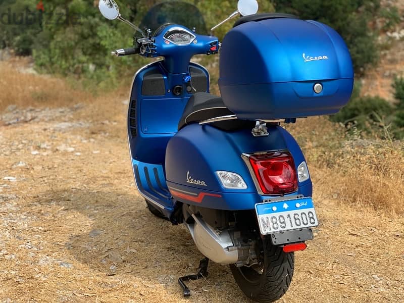 Vespa GTS 300 super 3