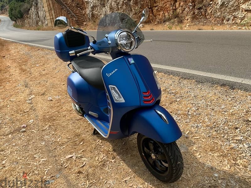 Vespa GTS 300 super 7