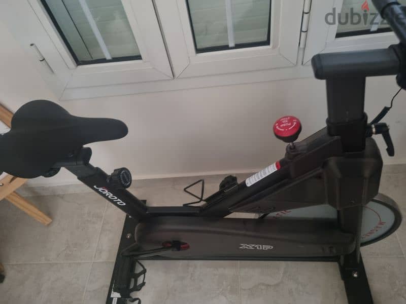 eleptical + iron bike + fat massager 4